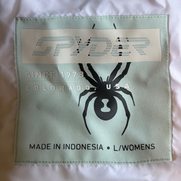 EUC Women's Spyder Field Jacket - Picture 3 of 4